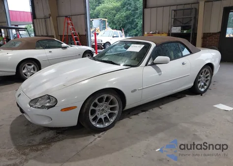 1999 Jaguar Xk8 z USA, uszkodzony, nr VIN SAJGX2047XC035783